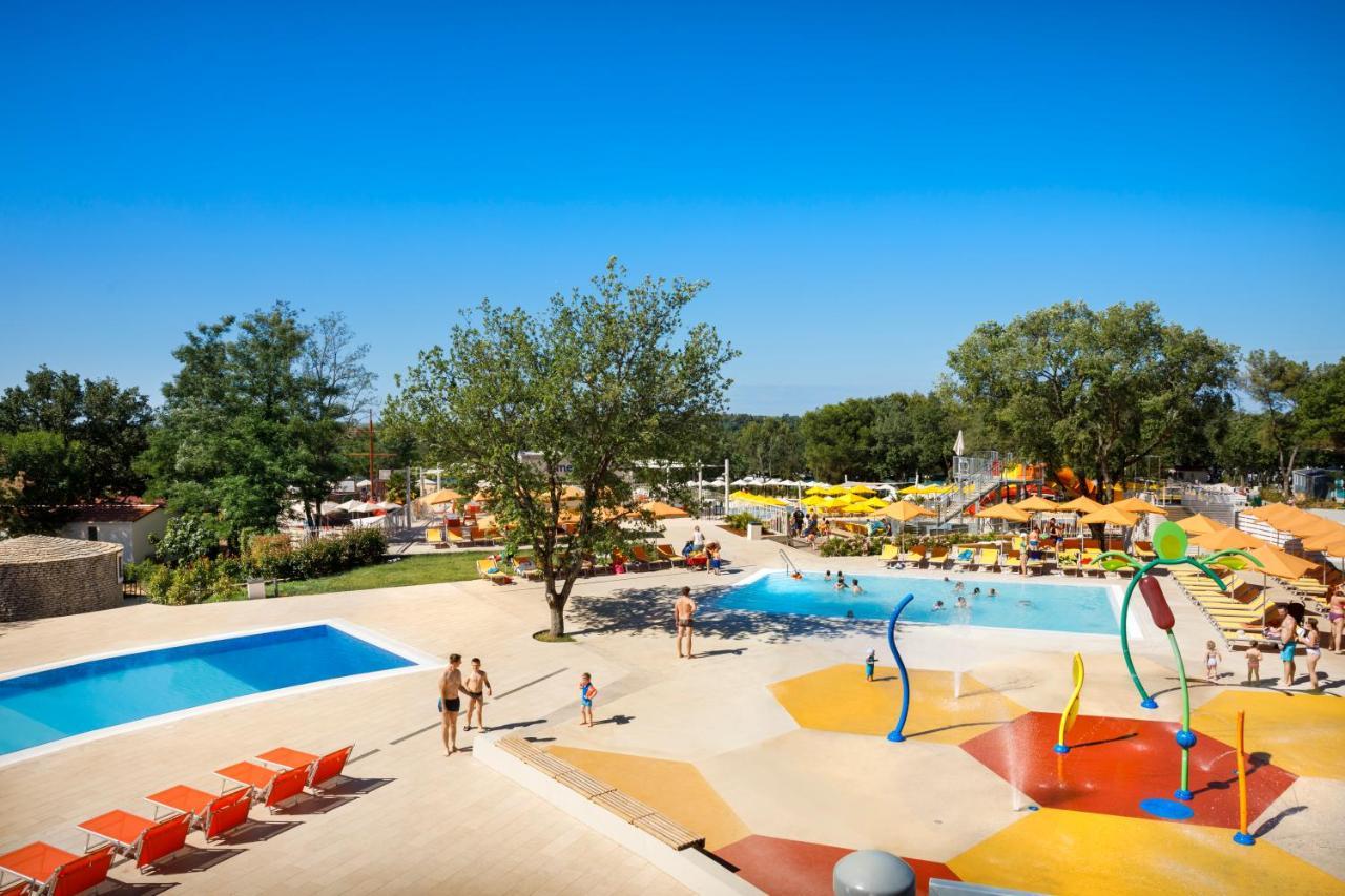 Lanterna Premium Camping Resort Porec Bagian luar foto