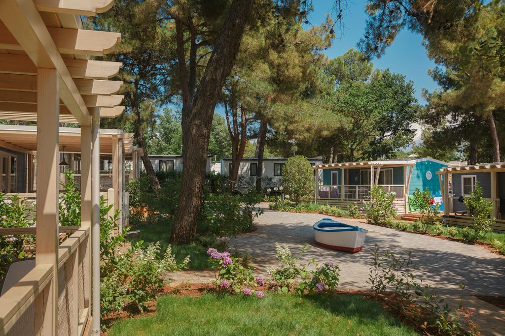 Lanterna Premium Camping Resort Porec Bagian luar foto