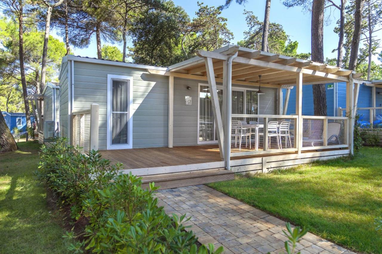 Lanterna Premium Camping Resort by Valamar Porec Bagian luar foto